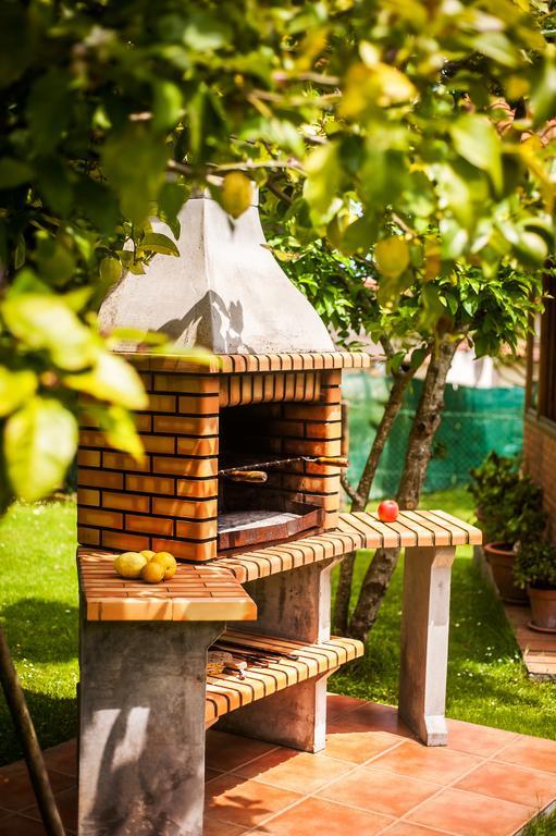 Apartamentos El Pradon De Santa Marina Parres de Llanes Екстер'єр фото