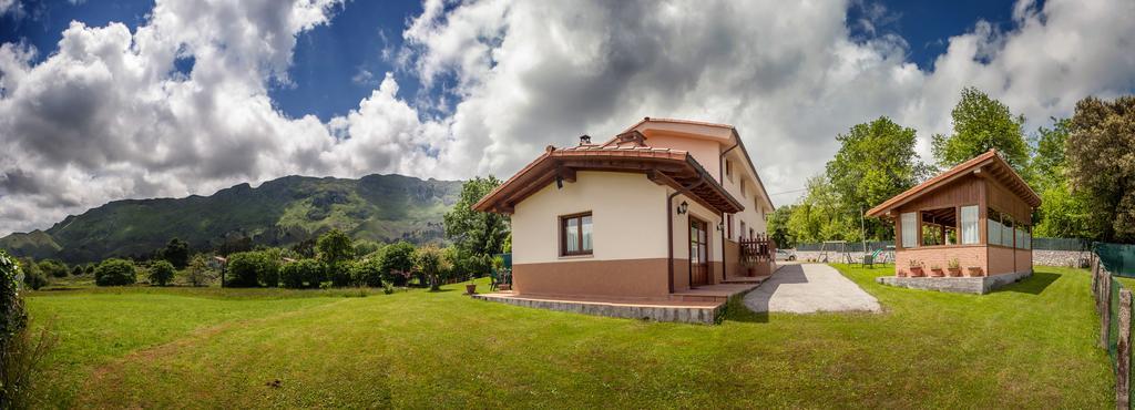 Apartamentos El Pradon De Santa Marina Parres de Llanes Екстер'єр фото