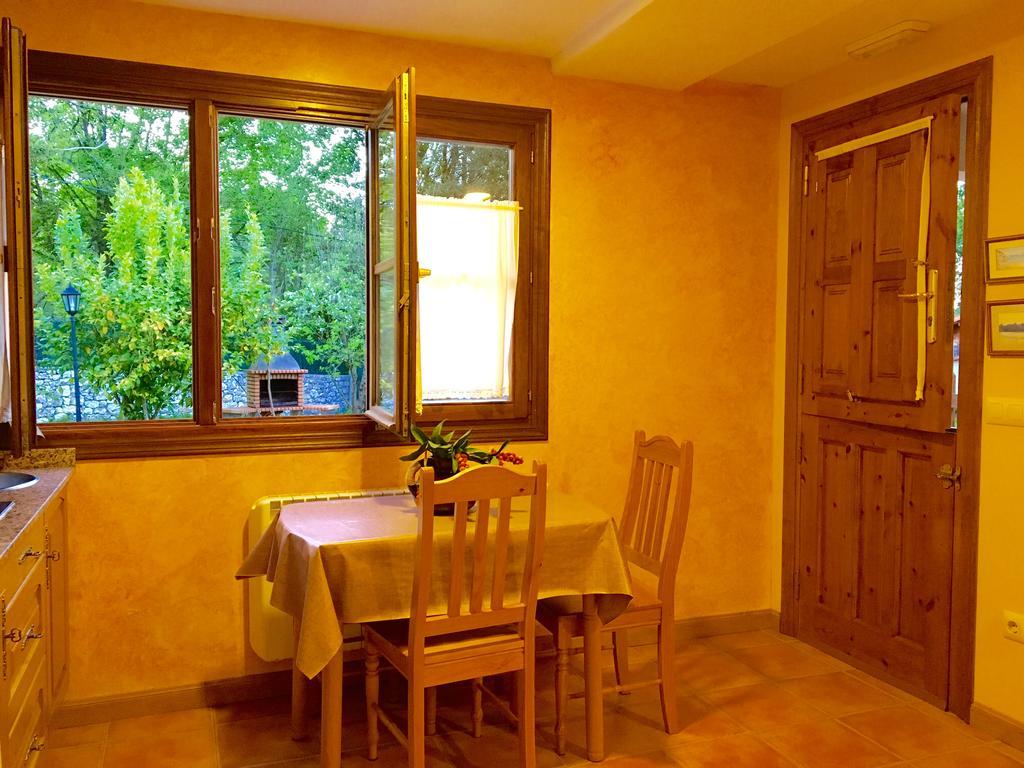 Apartamentos El Pradon De Santa Marina Parres de Llanes Екстер'єр фото